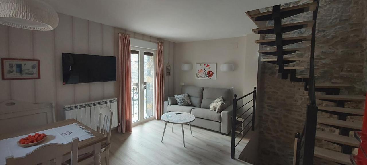 Apartamentos Casa Isabale Biescas  Eksteriør billede